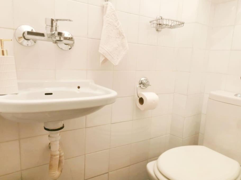 Alojamiento En Centro De Madrid Apartment ภายนอก รูปภาพ
