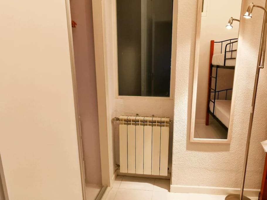 Alojamiento En Centro De Madrid Apartment ภายนอก รูปภาพ