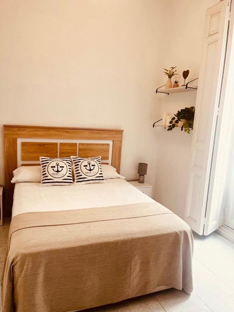 Alojamiento En Centro De Madrid Apartment ภายนอก รูปภาพ